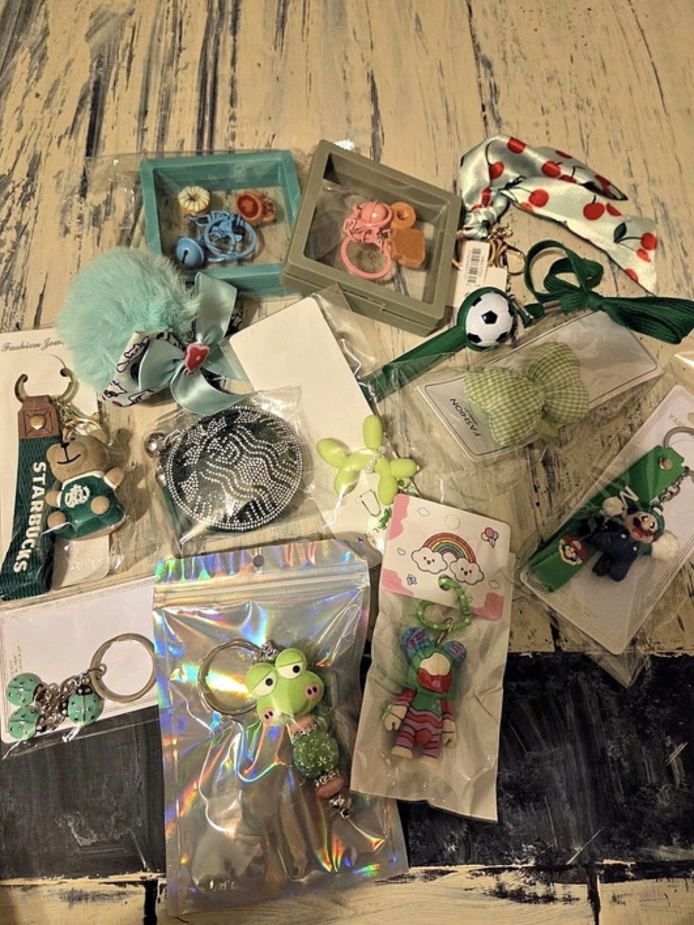 🔥Assorted Keychains & Charms in GREEN
